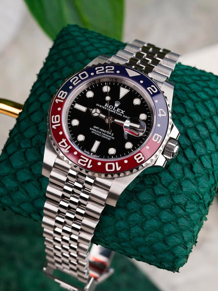 ROLEX GMT-Master II 40mm Black Dial Blue/Red