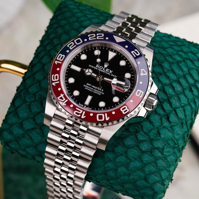 ROLEX GMT-Master II 40mm Black Dial Blue/Red