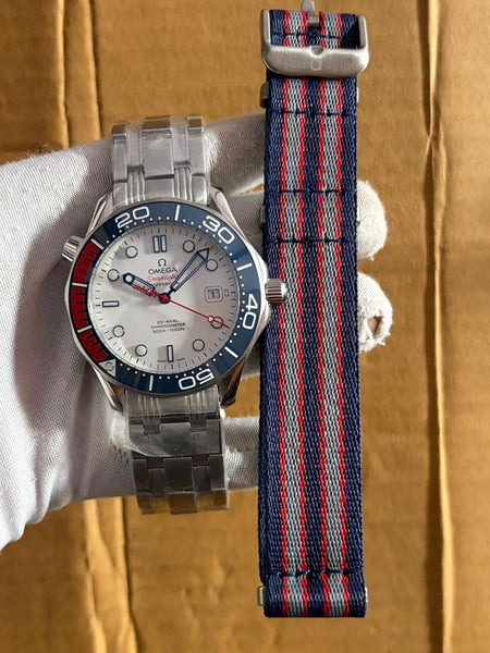 Omega 007 Automatic With Extra Strap