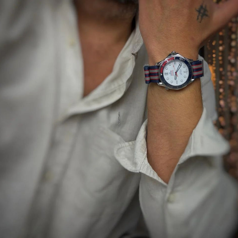 Omega 007 Automatic With Extra Strap