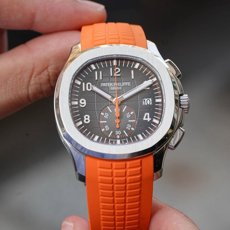 Dive into success with Travel Time Patek Philippe Aquanaut #5164R